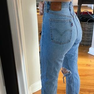 Levi’s mom jean